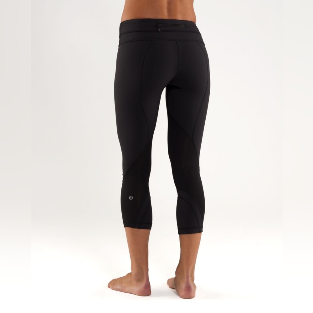 Lululemon Run: Inspire Crop II in Black (First Release)